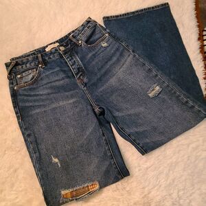 Cleo + Wolf High Rise Waisted Straight Leg Patchwork Distressed Baggy 27 X 32